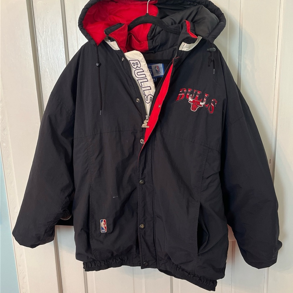 Vintage 1990’s Starter NBA Chicago Bulls Puffer Jacket Jordan Era Size XXL Hood